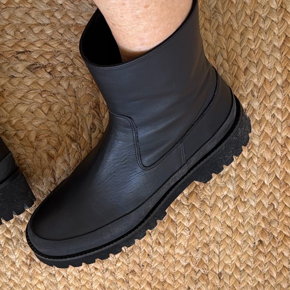 Free People Paloma Barcelo NWT Combat Black Best seller LOVE 🌈❤️ - Picture 9 of 14